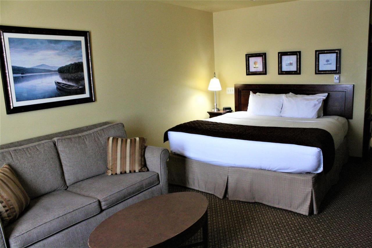 Jefferson Street Inn, A Member Of Radisson Individuals Wausau Bagian luar foto