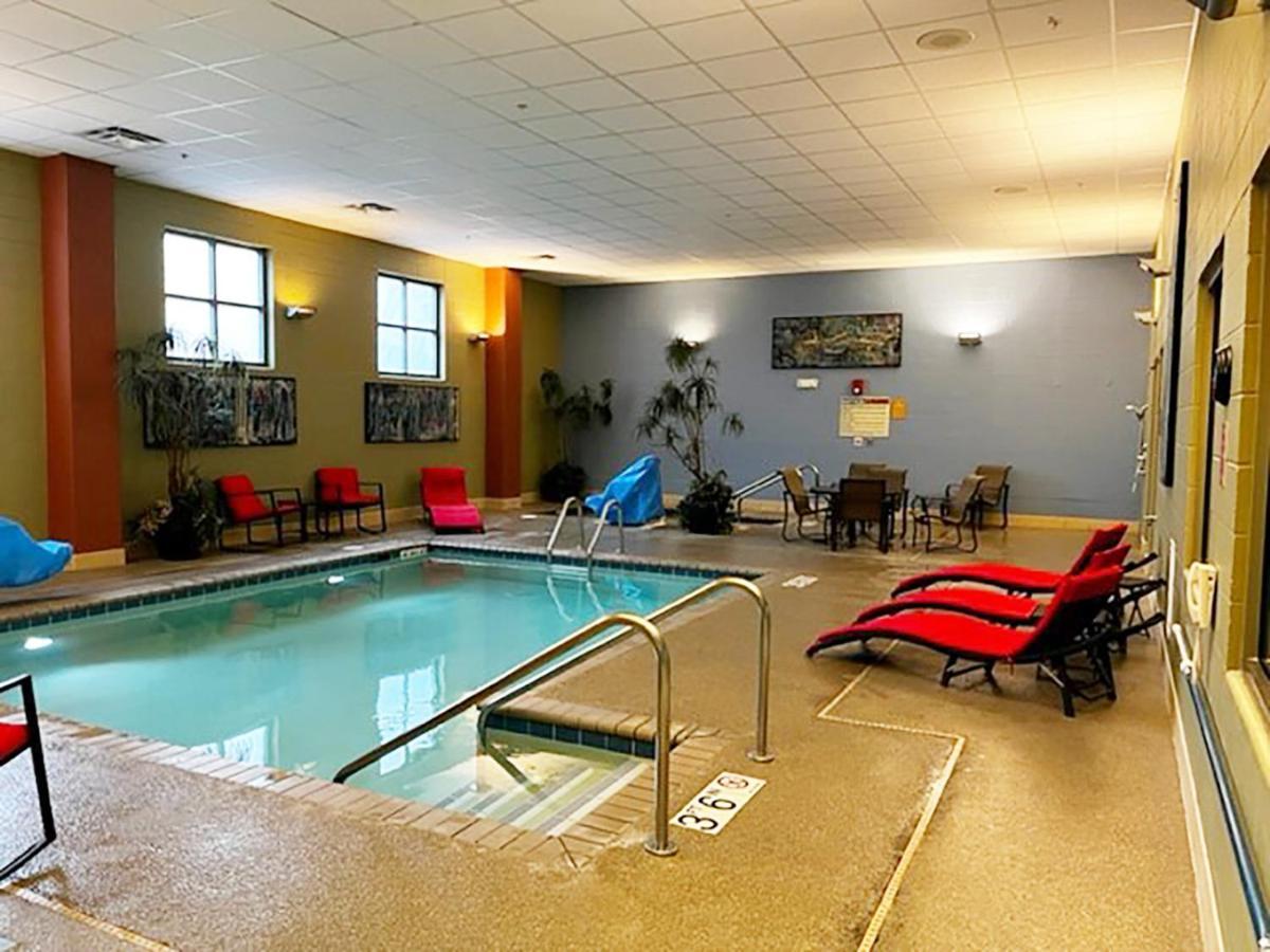 Jefferson Street Inn, A Member Of Radisson Individuals Wausau Bagian luar foto