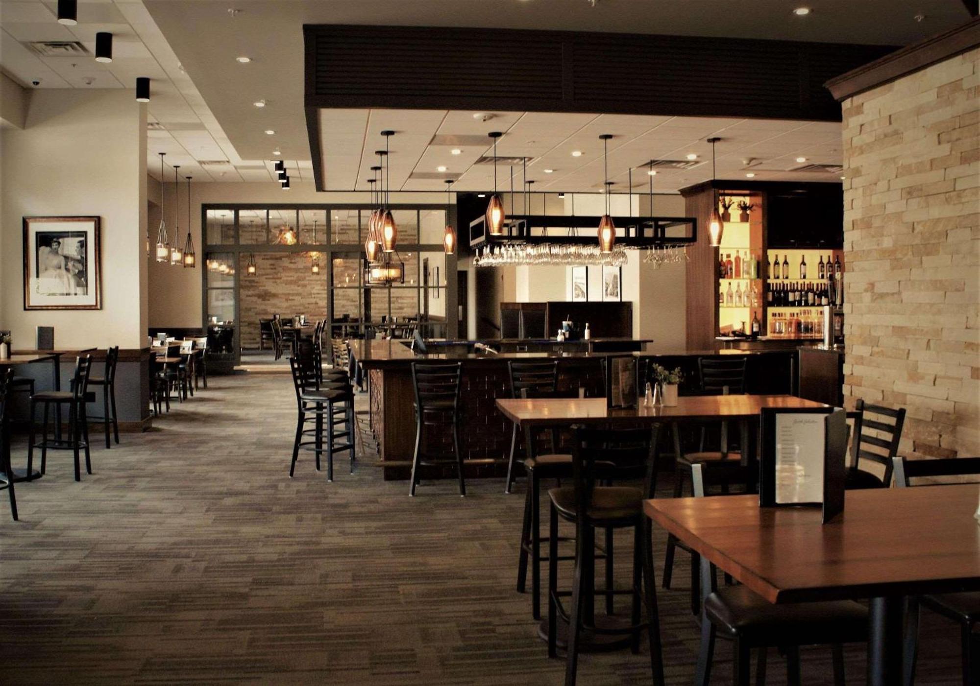 Jefferson Street Inn, A Member Of Radisson Individuals Wausau Bagian luar foto