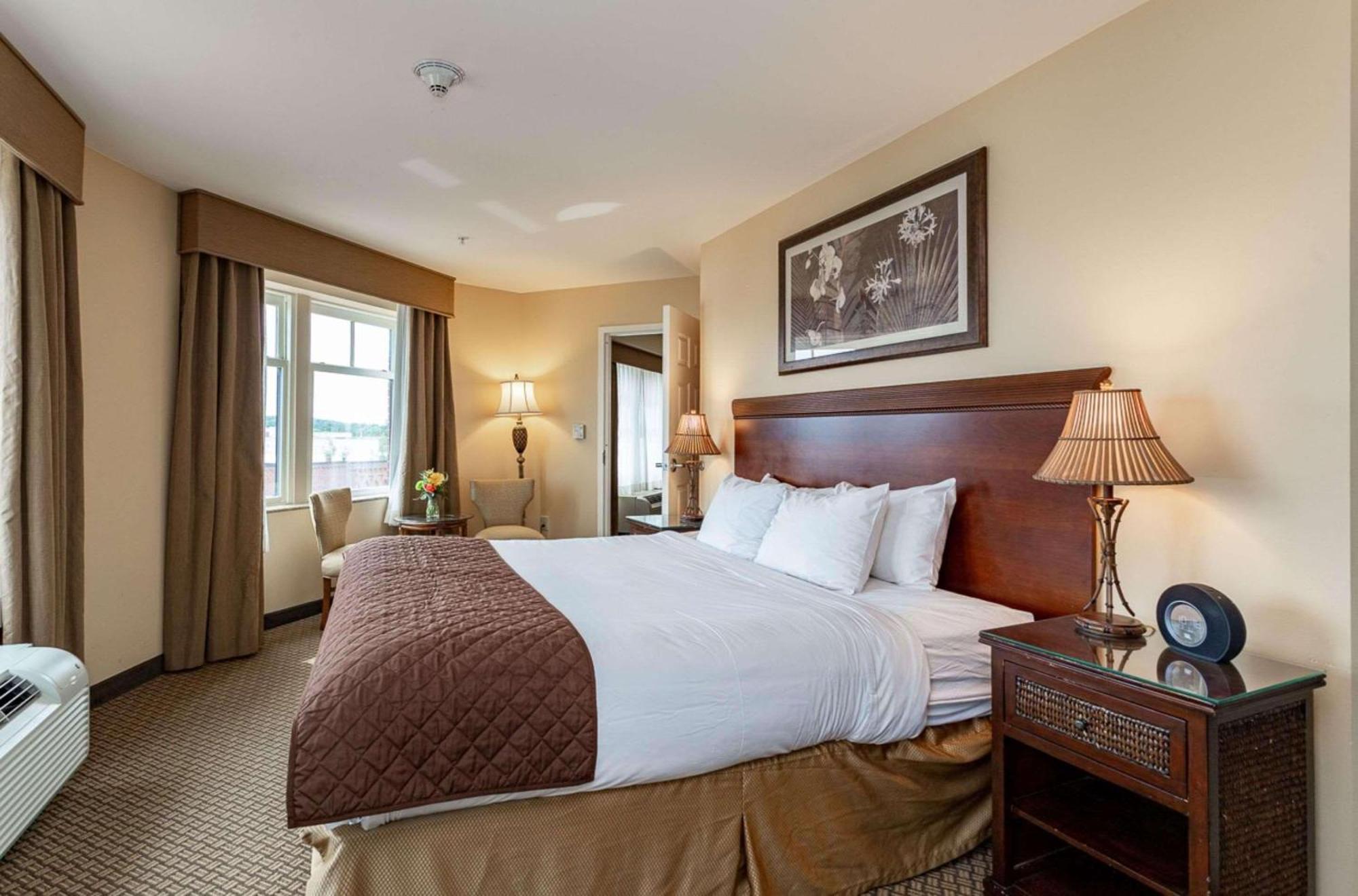 Jefferson Street Inn, A Member Of Radisson Individuals Wausau Bagian luar foto
