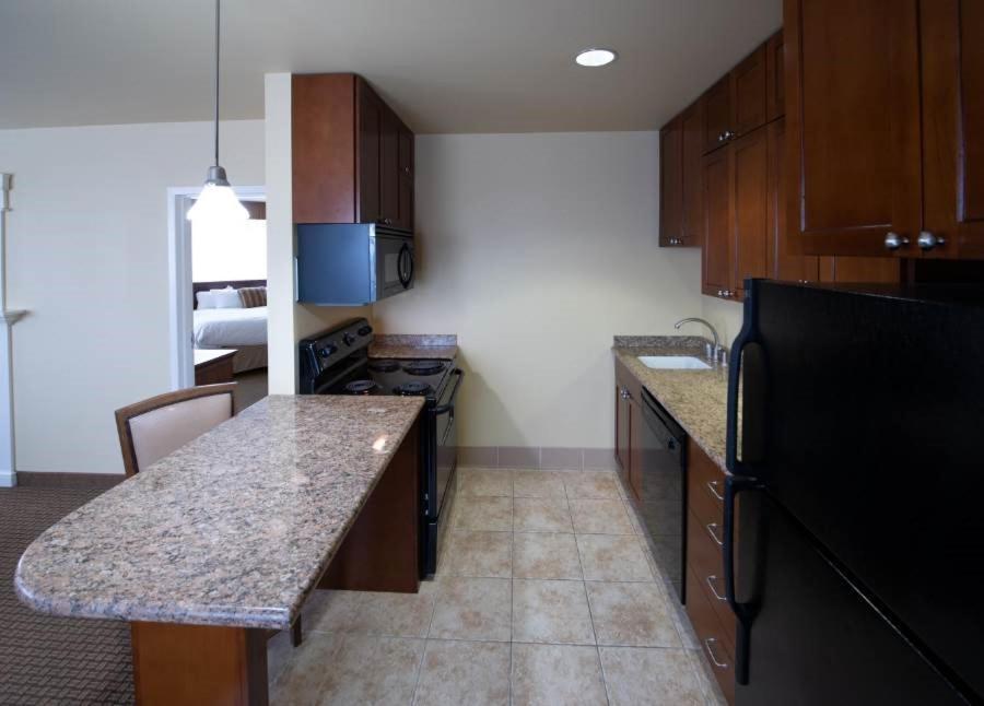 Jefferson Street Inn, A Member Of Radisson Individuals Wausau Bagian luar foto