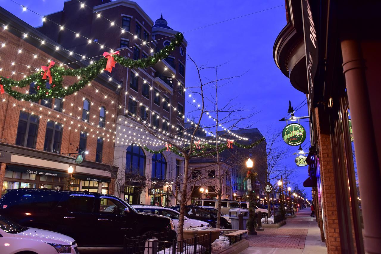 Jefferson Street Inn, A Member Of Radisson Individuals Wausau Bagian luar foto